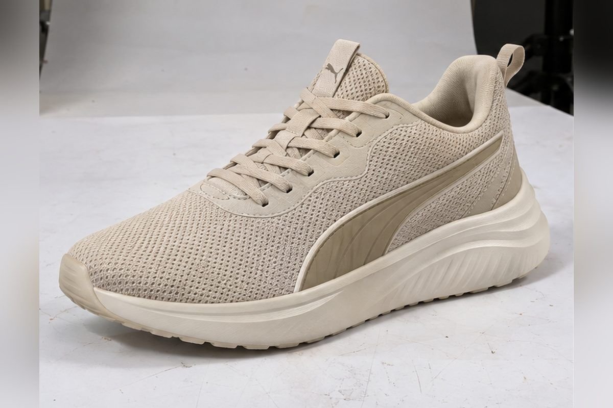 Before: Sneaker Product Retouch
